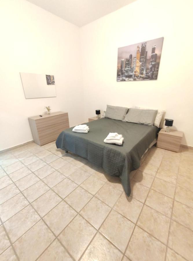 Appartamento C&Y Colombo Новара Екстер'єр фото