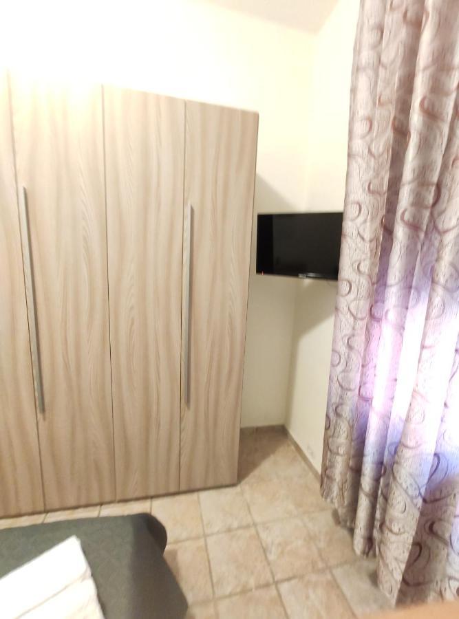 Appartamento C&Y Colombo Новара Екстер'єр фото