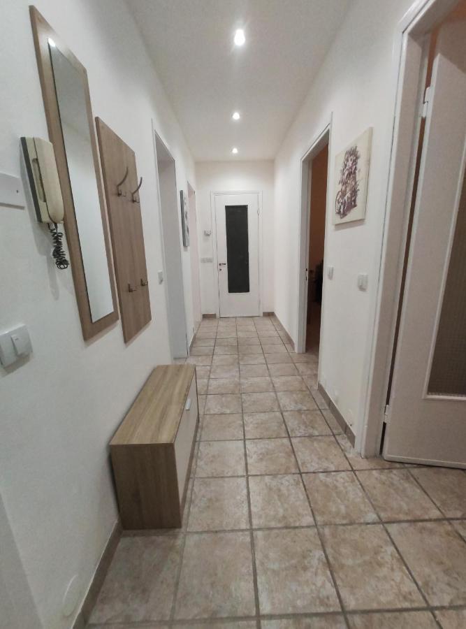 Appartamento C&Y Colombo Новара Екстер'єр фото