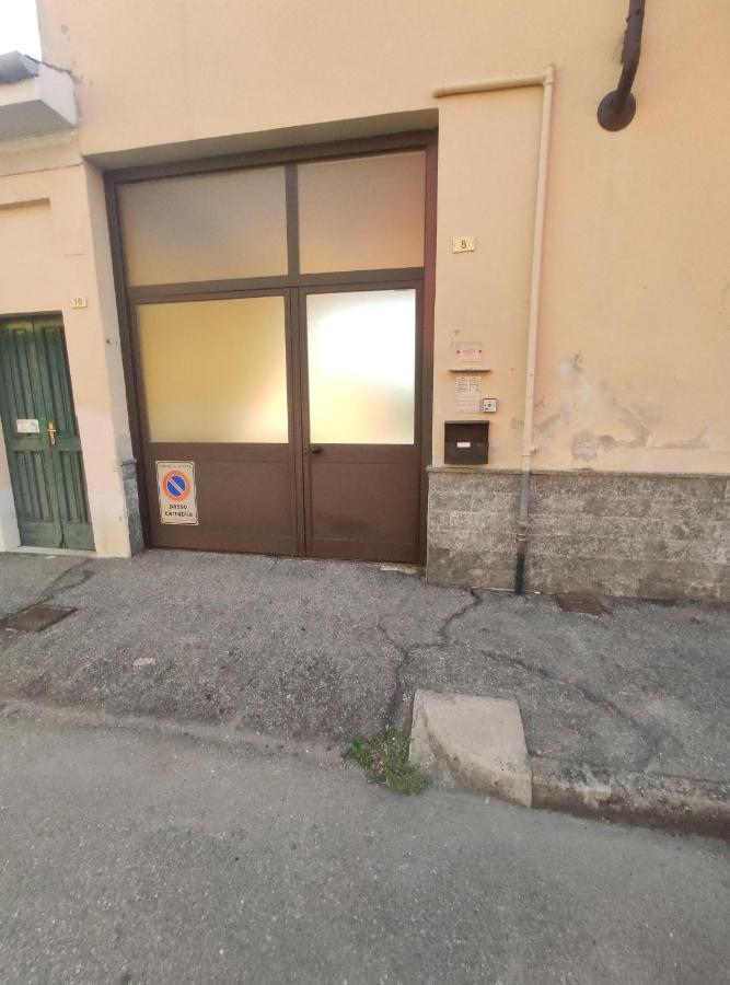 Appartamento C&Y Colombo Новара Екстер'єр фото